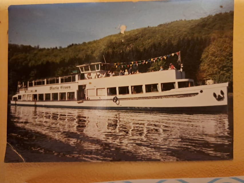 1 hour boat cruise with fragrant coffee and homemade strudel - Who will enjoy the Maria Croon most?