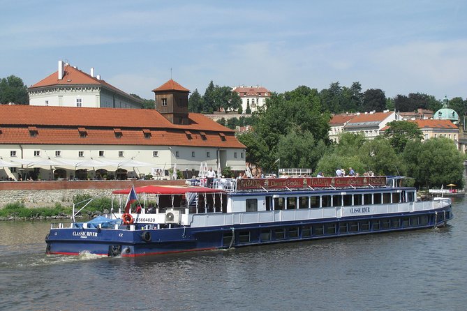 1 hour Prague Panoramic Vltava River sightseeing Cruise - Food and Drinks on a 55-Minute Ride