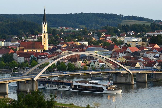 1-way Prague to Vilshofen private transfer - up to 7 passengers - The most important issue: car size and seating