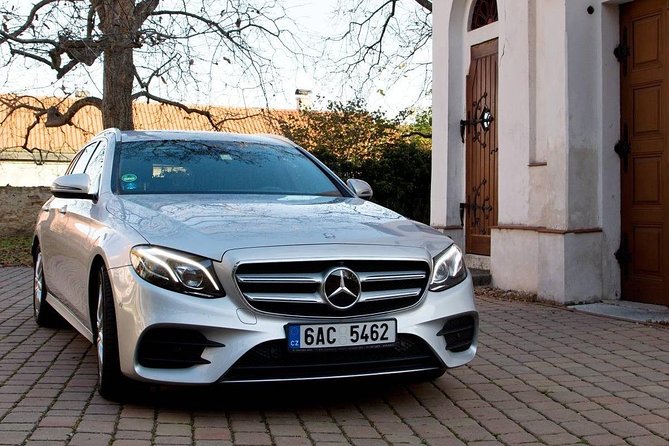 1-way Prague to Vilshofen private transfer - up to 7 passengers - Who will appreciate this transfer most