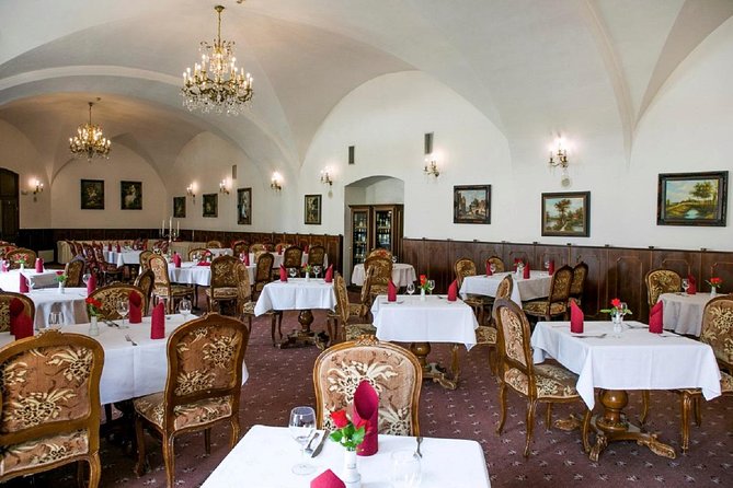 2-Day Hluboka and Cesky Krumlov Tour from Prague - Your 12 free hours at Hluboká