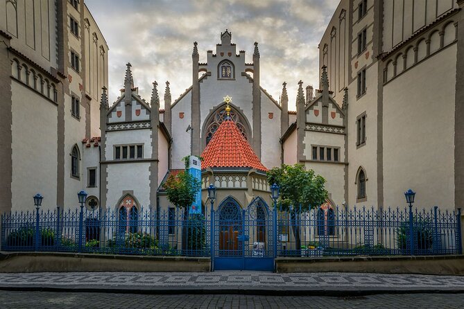 2-Hour Old Town and Jewish Quarter Tour in Prague - A smart route through Prague’s oldest center