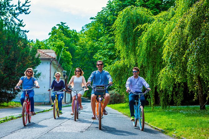 7 BEST VIEWS - PRAGUE eBIKE TOUR - Starting near Charles Bridge in Mala Strana