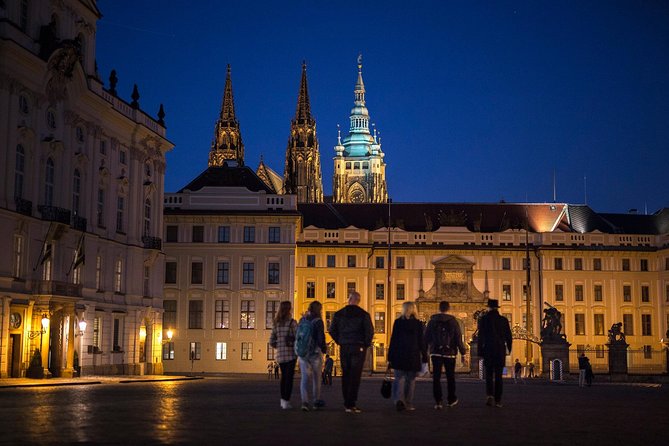 Alchemy and Mysteries of Prague Castle Walking Tour - Why Prague Castle works better after sunset