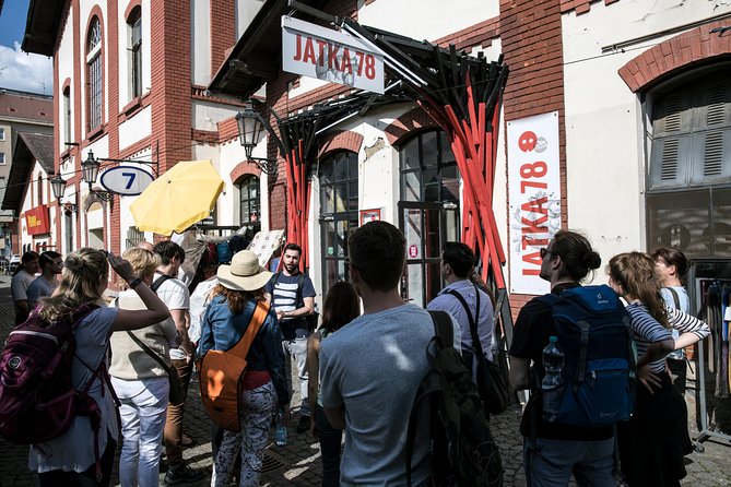 Alternative Prague Walking Tour - VNITROBLOCK and the creative side of Holešovice
