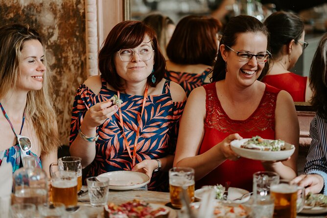Award-Winning Prague Evening Old Town Food and Drink Tour - Guides who make the evening personal