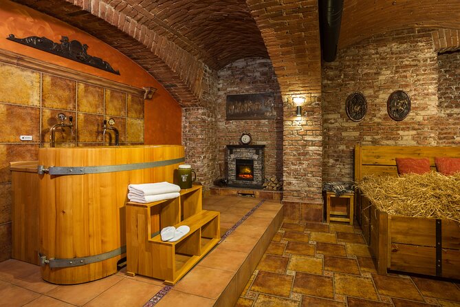 Beer bath Spa for 2 people/ 1 tub - 1,5 hour Activity in Prague - The private beer bath and 20-minute whirlpool