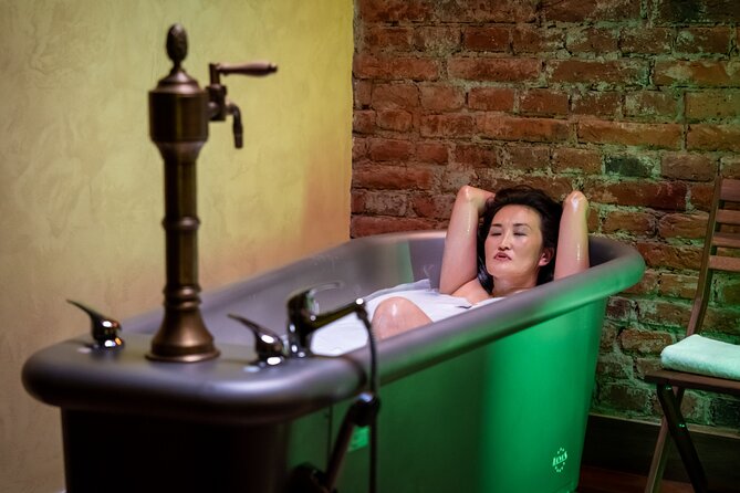 Beer Spa and Salt Cave in Prague (single bath) - The attached salt room and fireplace break
