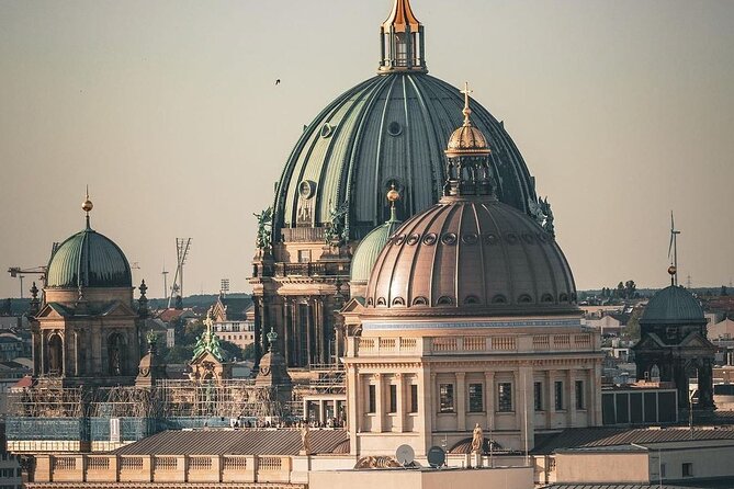 Berlin Full Day Tour with Lunch and private transfers from Prague - Reichstag and Checkpoint Charlie in one hour