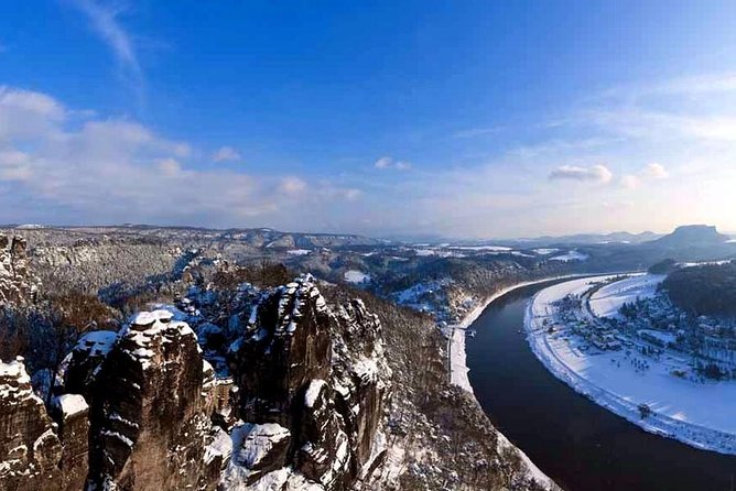 Bohemian and Saxon Switzerland All inclusive trip - Winter Tour - The 2-kilometer walk to Pravcicka Gate