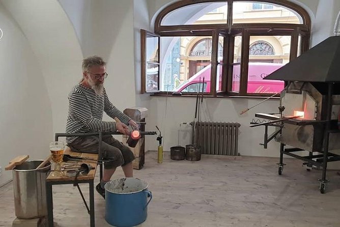 Bohemian Glass blowing in Prague - Key points to know before booking