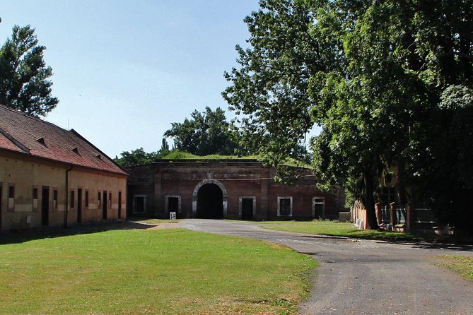 Bus Tour to Terezín from Prague - Who will get the most from this tour