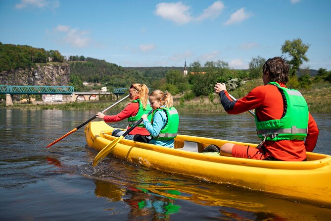 Canoeing on the Elbe river from Děčín to Bad Schandau - Is $17.42 good value?