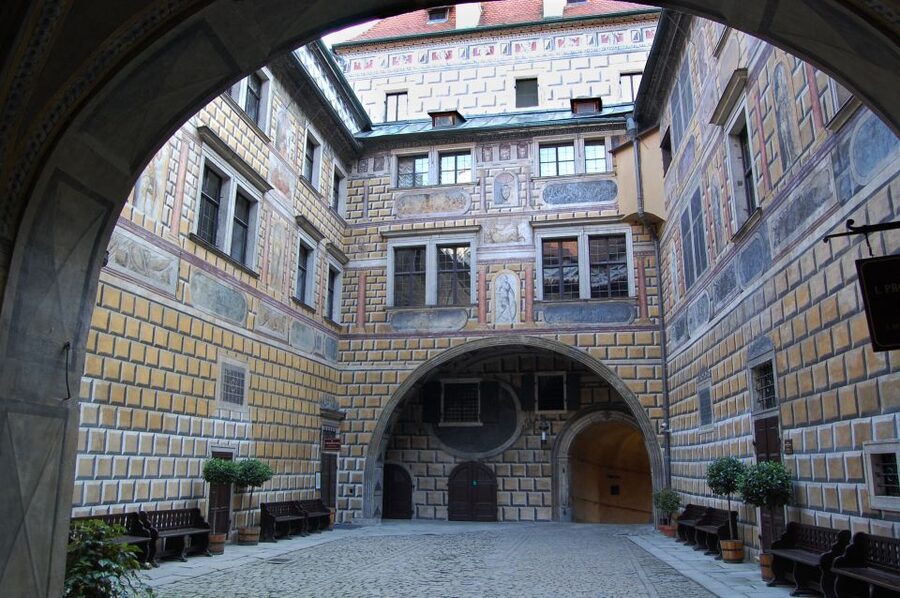 Český Krumlov: 2 Hour Private Walking Tour with Guide - Barber’s Bridge and views across the river