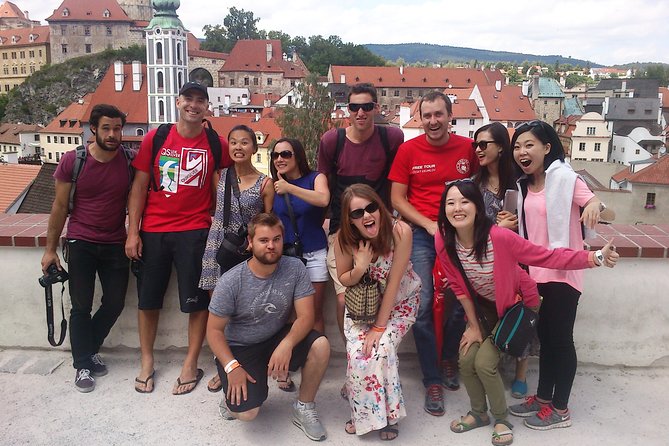 Český Krumlov Free Tour - Entering the castle grounds and five courtyards
