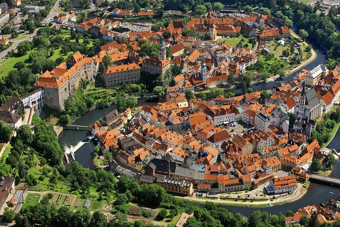 Cesky Krumlov Full day tour from Prague and back - Key points to know before booking