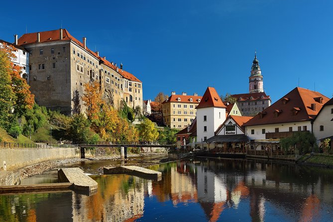 Cesky Krumlov One Day Trip from Prague by bus - Two hours to make the town your own