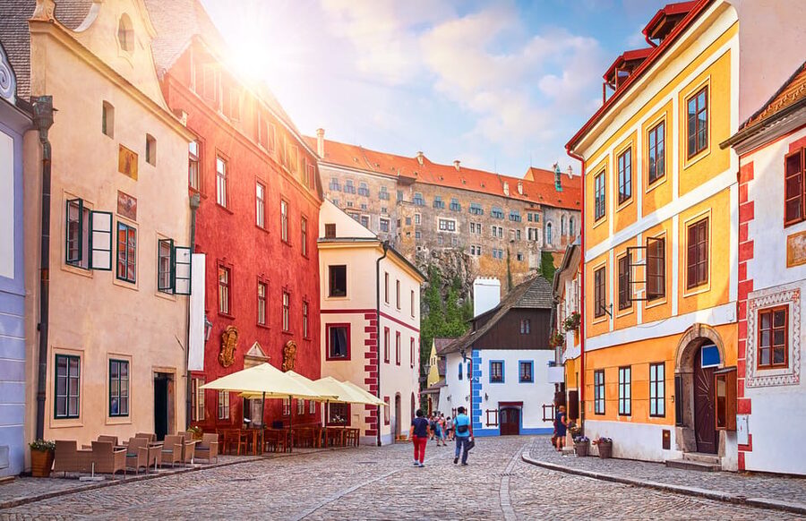 Cesky Krumlov: Private 2-Hour City Walking Tour - Entering St. Vitus Church