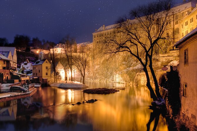 Cesky Krumlov Tour 4 hours - Starting at the Castle: Courtyards, Bears, and the Tower Area