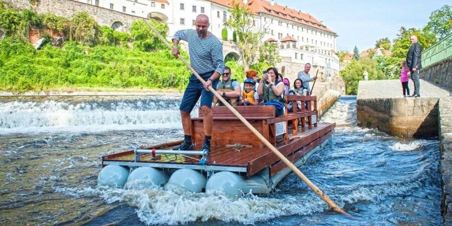 Český Krumlov: Wooden Raft River Cruise - Starting at the Information Center and Parkán Port