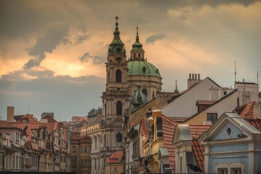 Charles Bridge & Lesser Town Walking Tour - Starting beneath Old Town Hall