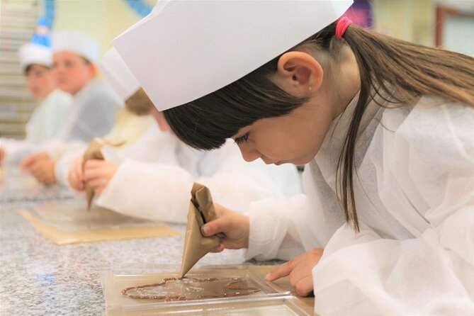 Chocotopia Visit + Workshop - Chocolate history in Průhonice