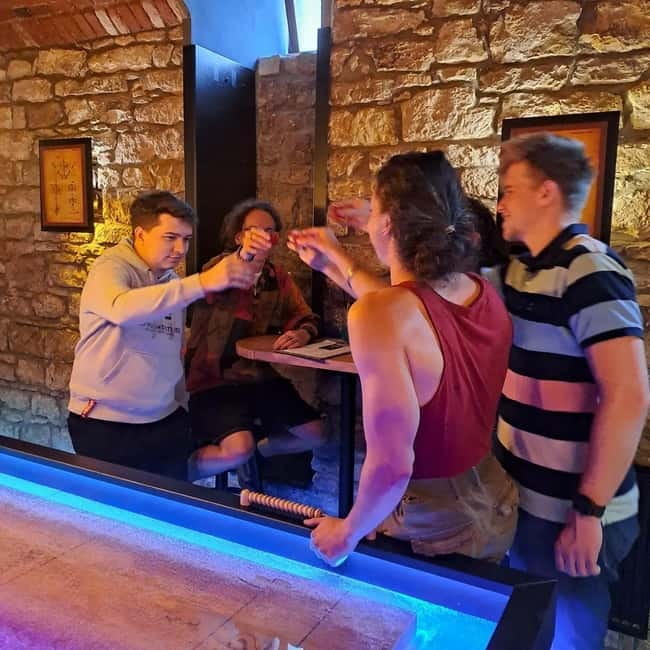 Crew Bar Prague: Open bar, ping pong or shuffleboard game - What the Open Bar Really Adds