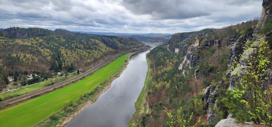 Day trip from Prague to Bohemian and Saxon Switzerland - Who should book this outing?