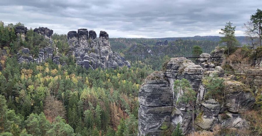 Day trip from Prague to Bohemian and Saxon Switzerland - Pravčická Gate and the Falcon’s Nest