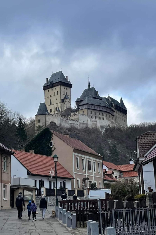 Day trip to Karlstejn castle and Famous Bohemian glassworks - Leaving Prague for the Bohemian countryside