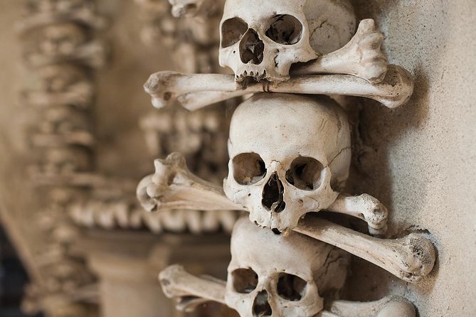 Day Trip to Kutná Hora by train from Prague - Finding the group at Prague’s main station