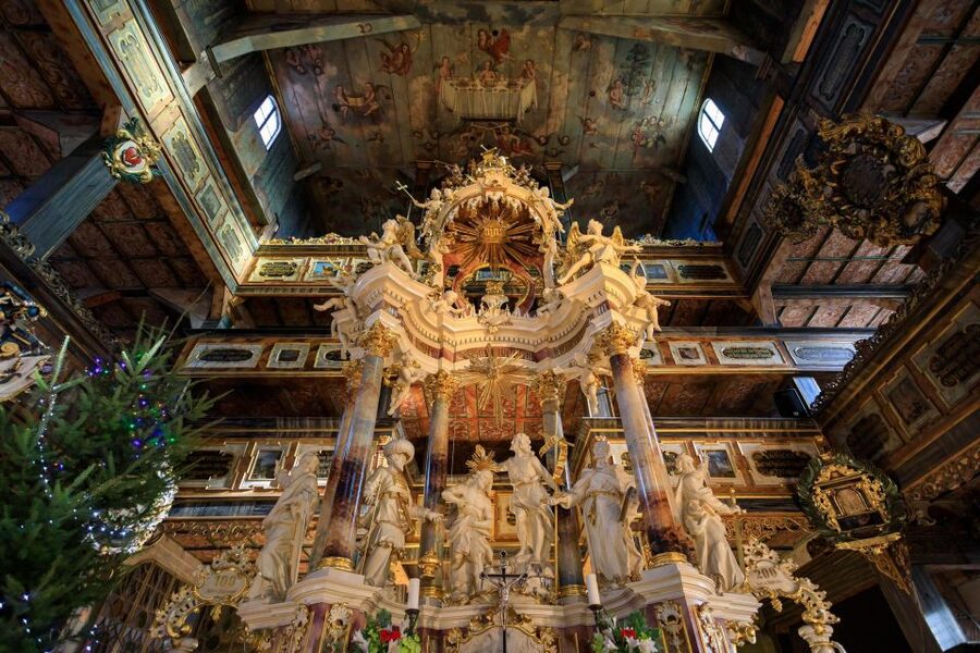 Day Trip to Rock City in Adrspach and Church of Peace - Who will enjoy this day most