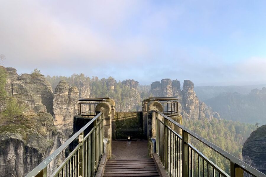 Dresden: Hassle-free trip to Bohemian and Saxon Switzerland - Crossing two countries without losing the day