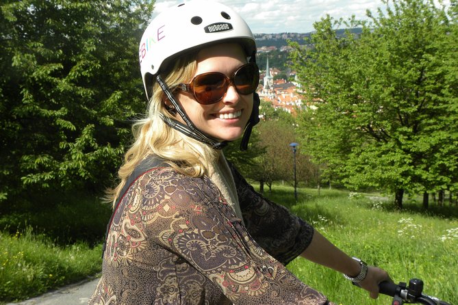 Ebike Prague Tour - A descent through Novy Svet and Lesser Town