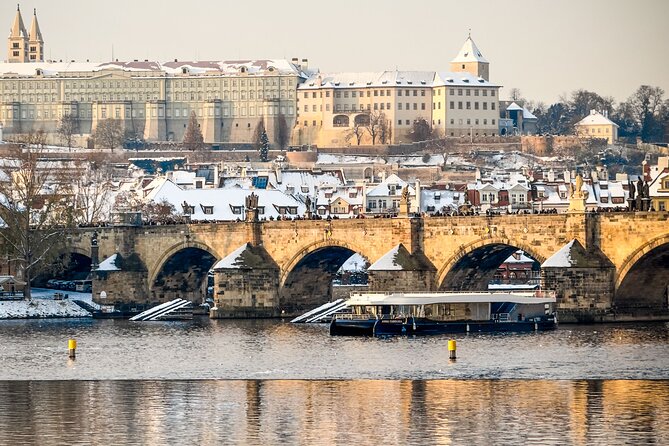 Evening Eco Cruise With a Glass of Prosecco in Bohemia - Key points to know before you book