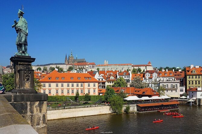 Explore the Historic Prague Castle: Private Half-Day Walking Tour - Prague Castle: a 45-minute introduction to the complex