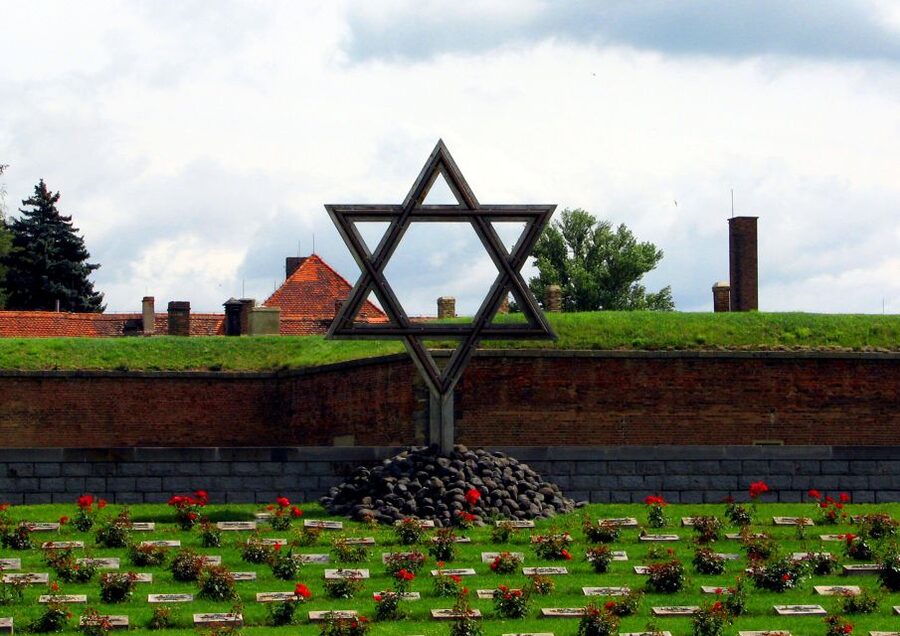From Prague: All-inclusive Bus Tour to Terezin Memorial - The crematorium and the hardest part of the visit
