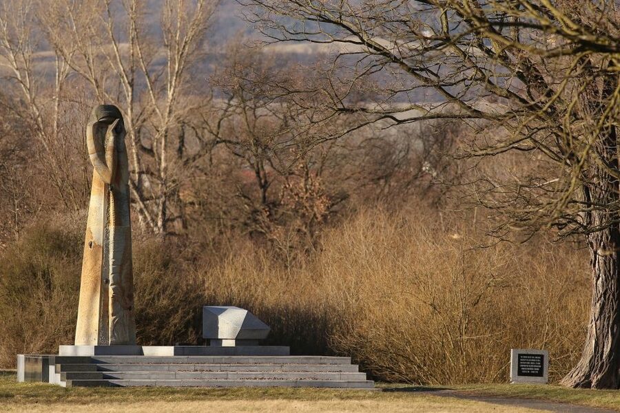 From Prague: All-inclusive Bus Tour to Terezin Memorial - Free time in Terezín