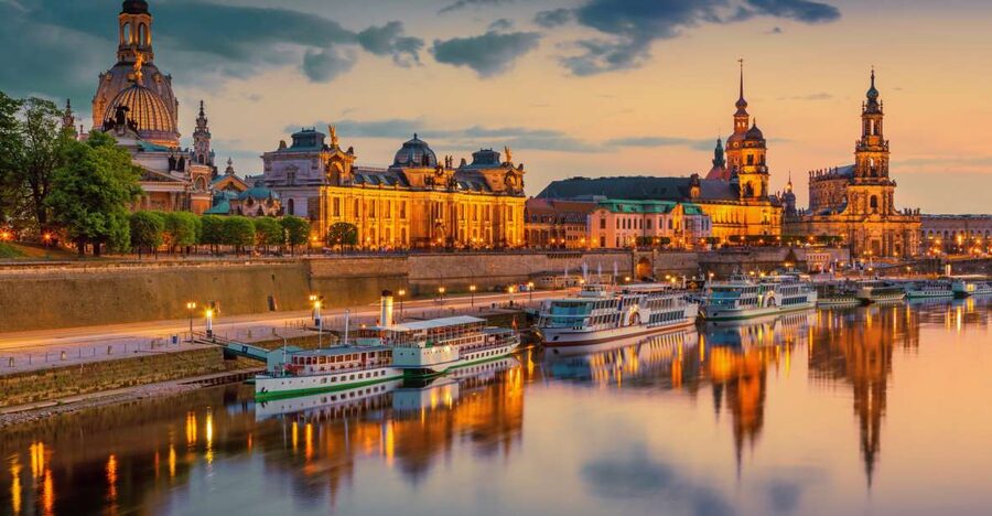From Prague: Bastei and Dresden Small-Group Day Trip - Lunch in Germany breaks up the sightseeing