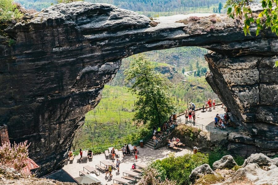 From Prague: Bohemian & Saxon Switzerland Iconic Day Trip - Tisa Rocks and the final walk