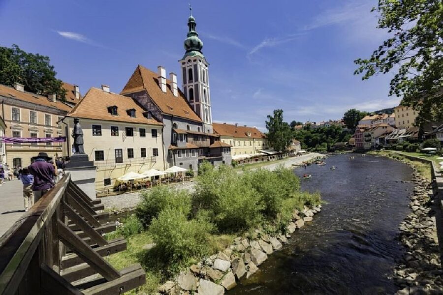 From Prague: Český Krumlov and České Budějovice Day Trip - Nearly an hour to wander on your own