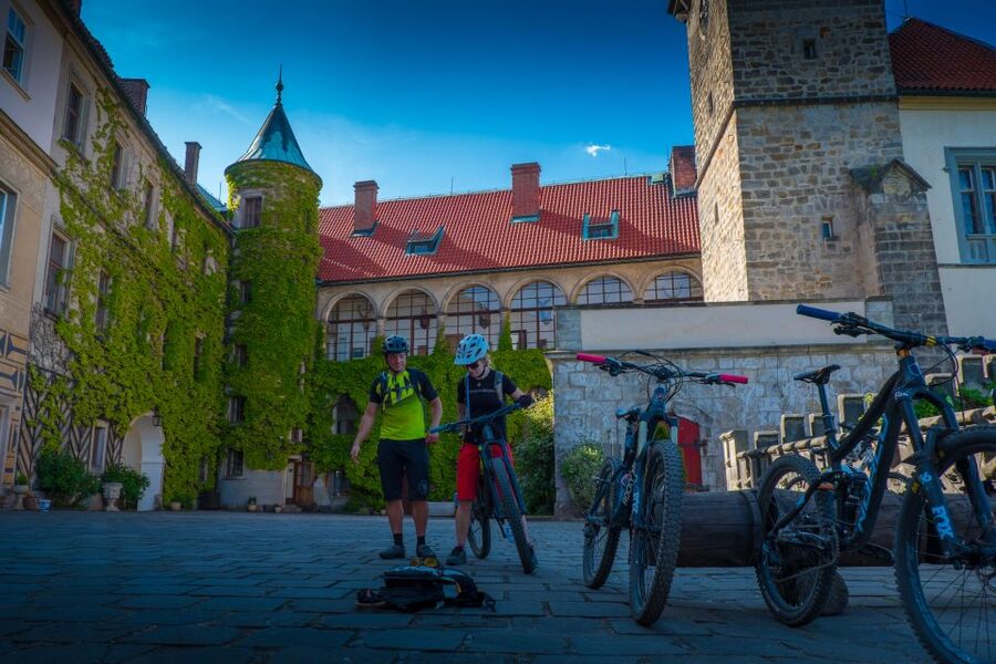 From Prague: E-Mountain Biking Trip to the Bohemian Paradise - Why this makes a strong day trip from Prague