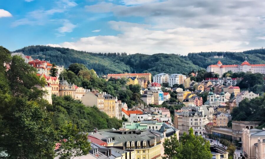 From Prague: Karlovy Vary Guided Day Trip - Why Karlovy Vary makes a good day from Prague