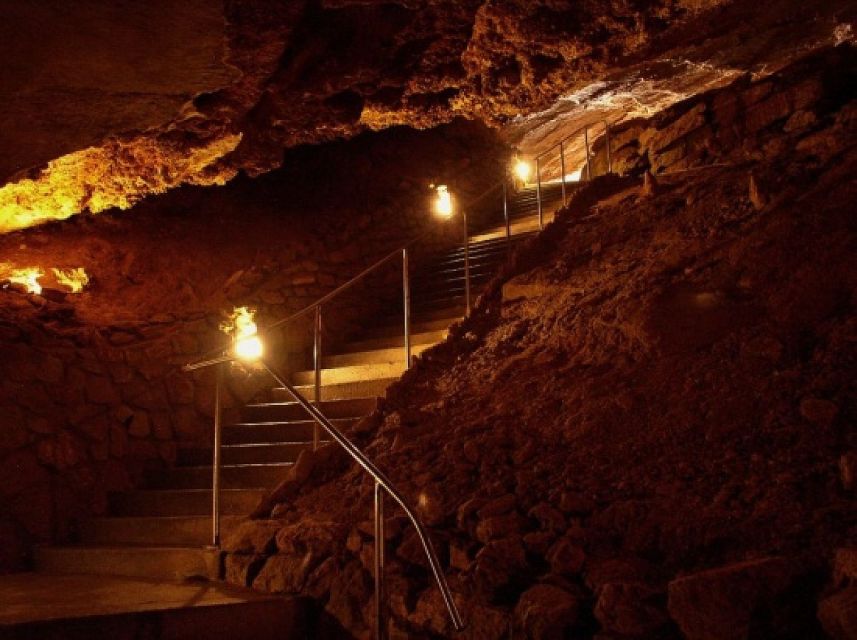 From Prague: Karlštejn Castle & Koněprusy Caves Tour - The day at a glance
