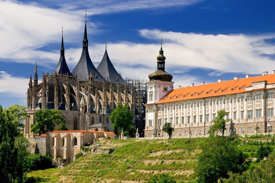From Prague: Kutná Hora, St.Barbara’s Church, Sedlec Ossuary - Key points at a glance
