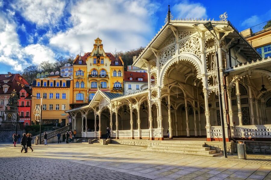 From Prague: Private Karlovy Vary & Crystal Factory Tour - Why Karlovy Vary makes a good day away from Prague