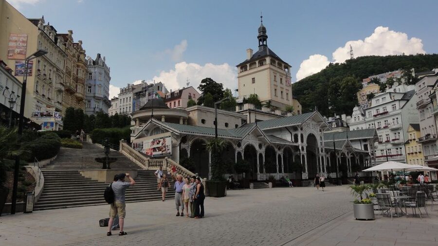 From Prague: Private Karlovy Vary & Crystal Factory Tour - Practical cautions before departure