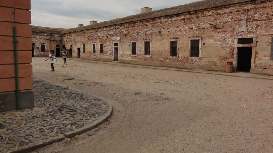 From Prague: Terezin Concentration Camp Private Tour - The Small Fortress, prison cells, and execution grounds