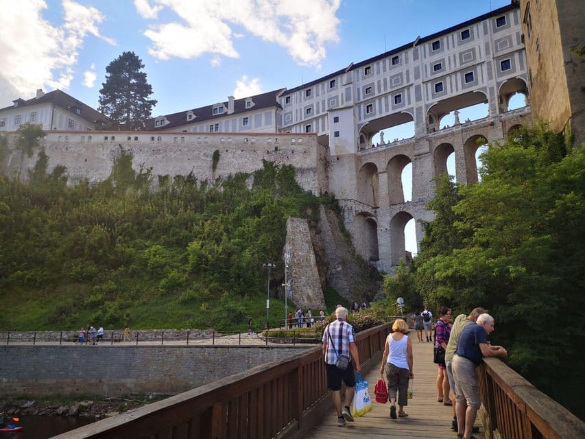 From Prague to the fabulous Cesky Krumlov:fullday experience - Lunch in a local pub or restaurant