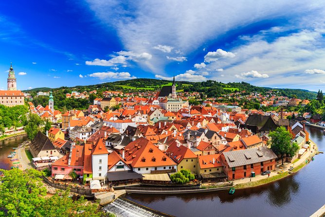 Full Day Cesky Krumlov Private Tour from Prague - Why the long ride from Prague can be worth it